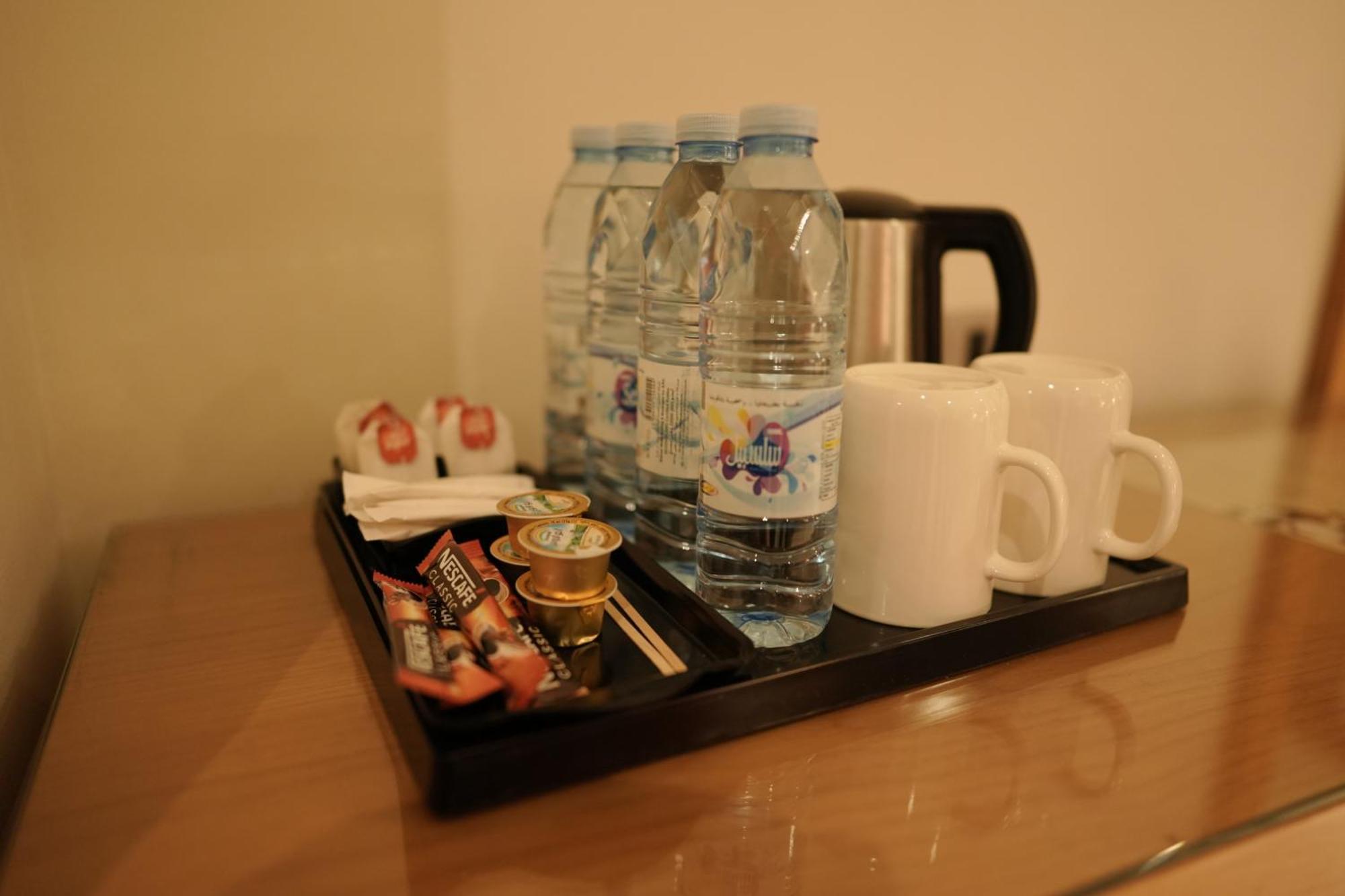 Meshal Hotel Manama Ngoại thất bức ảnh