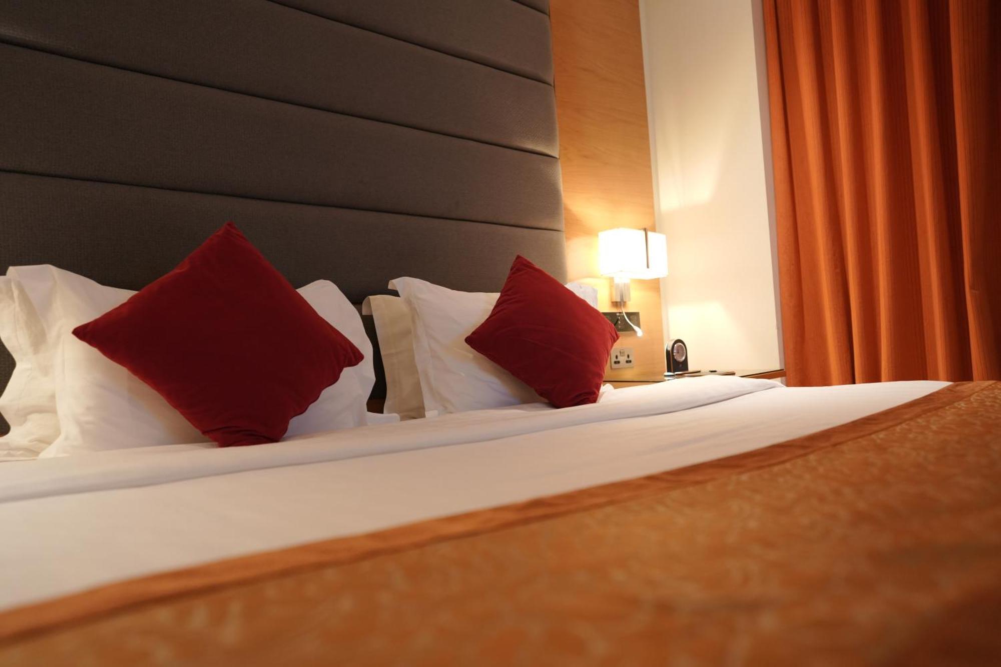 Meshal Hotel Manama Ngoại thất bức ảnh