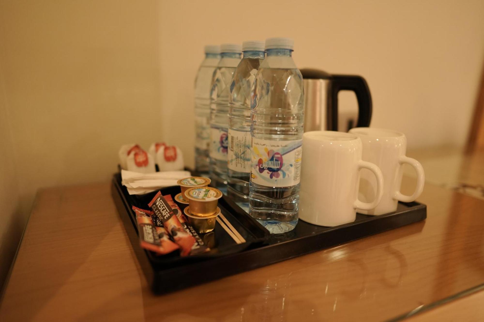 Meshal Hotel Manama Ngoại thất bức ảnh
