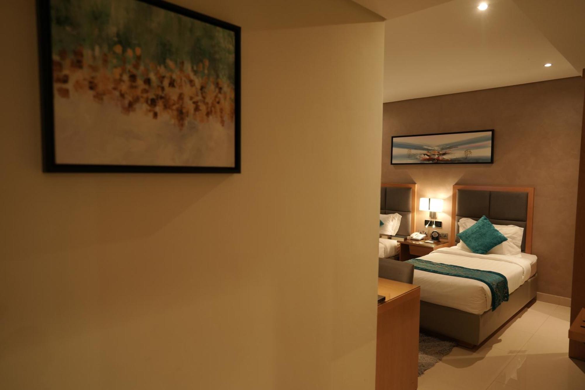 Meshal Hotel Manama Ngoại thất bức ảnh